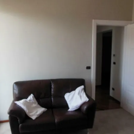 La Casa Degli Artisti Homestay Trani